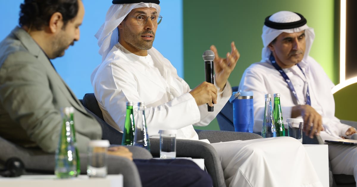 استطلاع: الشباب العربي يريد مزيداً من المحتوى العربي لكنه يراه قديماً